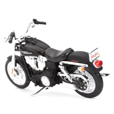 Harley-Davidson 2006 FXDBI Dyna Street Bob Maisto 1:18 - Imagem 4